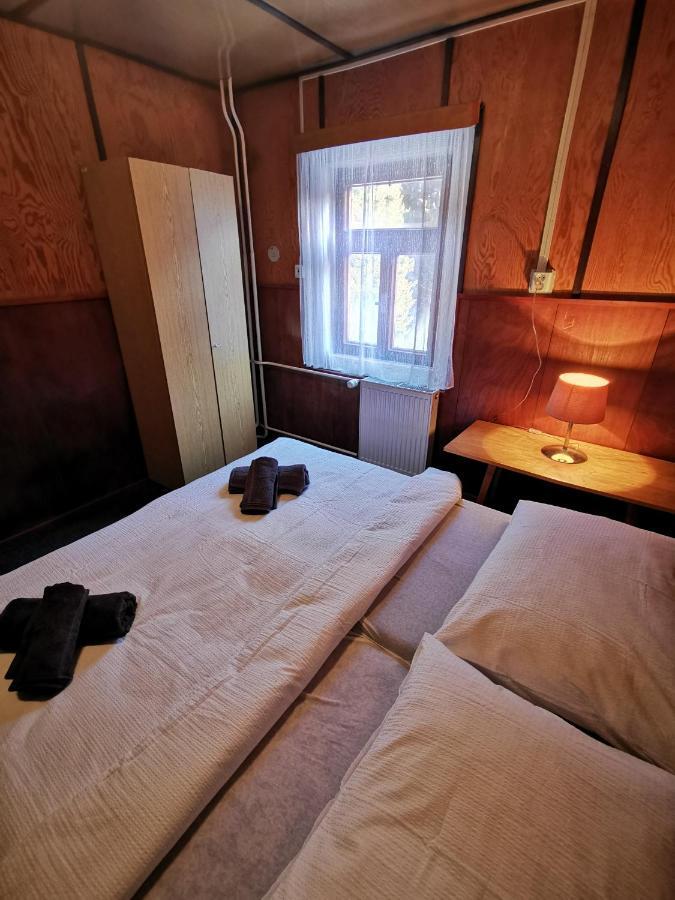 Chata Pod Studnicnou Pec pod Sněžkou Buitenkant foto