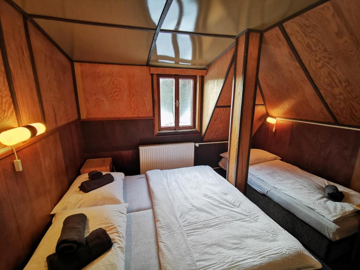 Chata Pod Studnicnou Pec pod Sněžkou Buitenkant foto